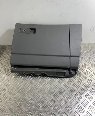 Seat Alhambra (Mk2) Glove box 7N1857114
