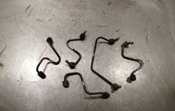 Ford Ranger Fuel injector supply line/pipe 