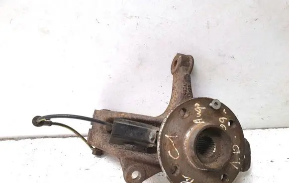Front wheel hub
