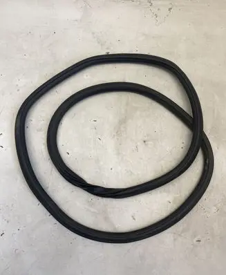 Audi A4 S4 B9 Rubber seal rear door 8W9833721B
