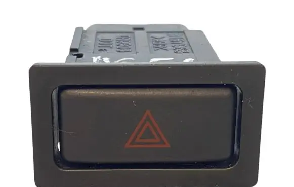 Toyota Land Cruiser (HDJ90) Hazard light switch 157963 TR9503 K4651