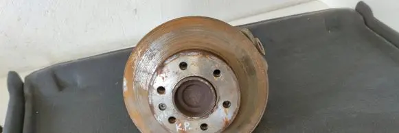 Mercedes-Benz Sprinter W906 Front wheel hub