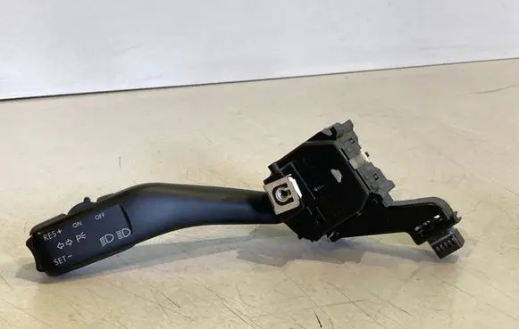 Volkswagen Touran I Indicator stalk 1K0953513A