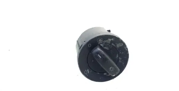 Volkswagen Golf V Light switch 1K0941431