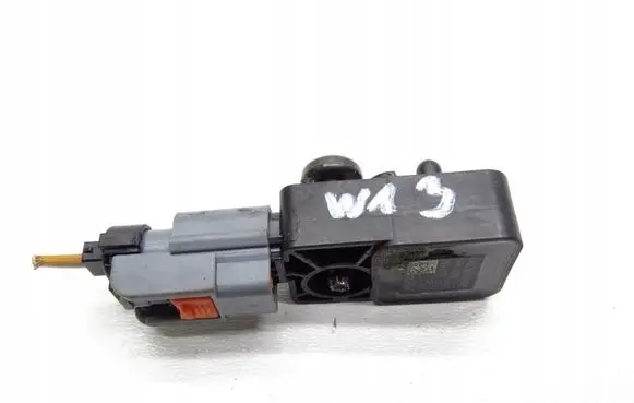 Opel Insignia A Airbag deployment crash/impact sensor 13593676