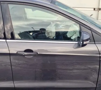 Ford Kuga II Front door