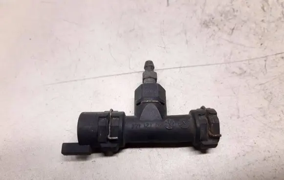 Volkswagen Golf V Clutch pipe/line 1K0721469