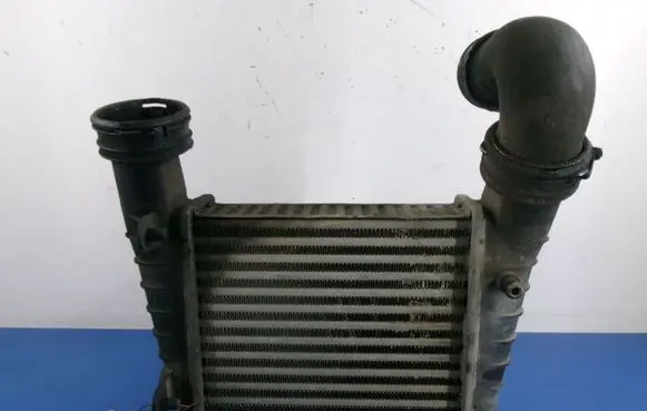 Skoda Superb B5 (3U) Intercooler radiator 3B0145805D