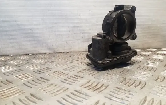 BMW 5 F10 F11 Throttle valve 7810752 10378517