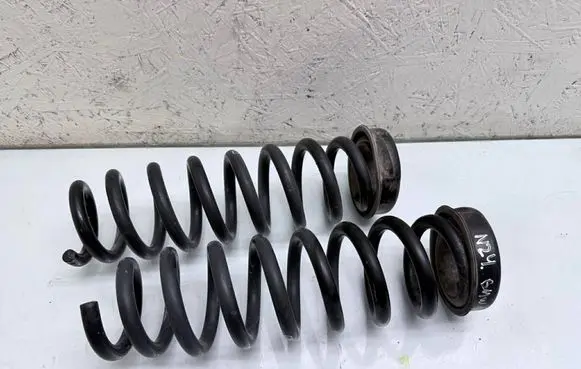 BMW 1 E81 E87 Rear coil spring 