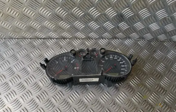 Seat Ibiza III (6L) Speedometer (instrument cluster) 6L0920801A