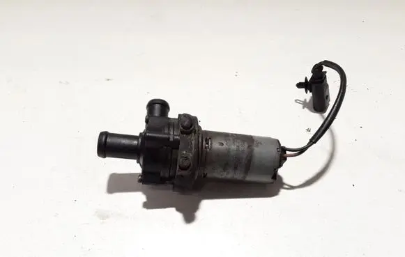 Volkswagen Phaeton Water pump 3D0965561B 0392020089