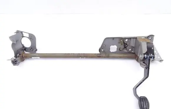 Peugeot 308 Brake pedal 