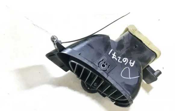 Nissan Almera N16 Dash center air vent grill