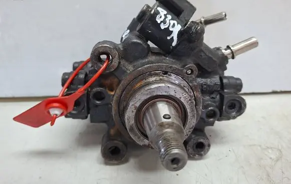 Renault Master III Fuel injection high pressure pump S27647462 167001930R
