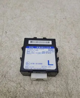 Toyota RAV 4 (XA20) Immobilizer control unit/module 8978042050