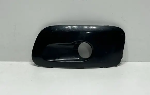 Citroen C3 Picasso Front fog light trim/grill 9681801677