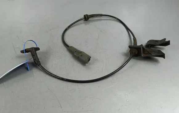 Citroen C4 II ABS brake wheel speed sensor 9665386780
