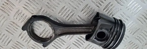 Land Rover Discovery 3 - LR3 Piston with connecting rod