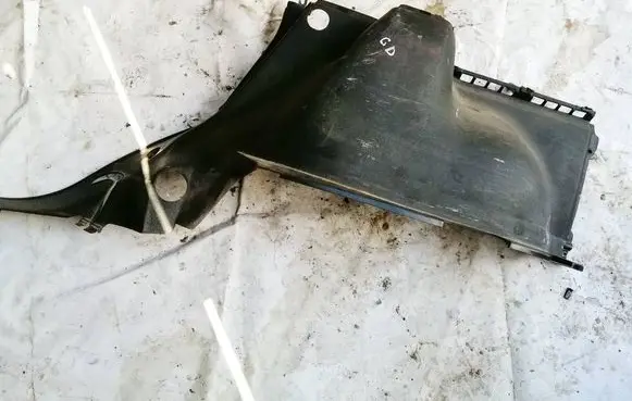 Volkswagen PASSAT B4 Other trunk/boot trim element 3A9867422