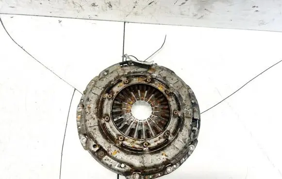 Hyundai Accent Pressure plate 23510