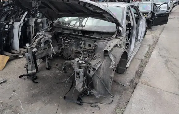 Renault Talisman Front quarter panel 