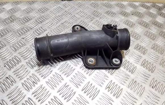 Audi A4 S4 B8 8K Intercooler hose/pipe 8K0145673R