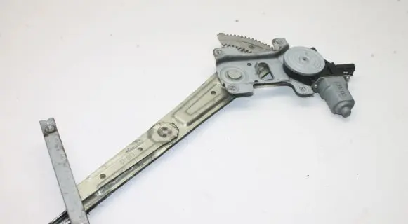 Honda Insight Front door window regulator with motor 