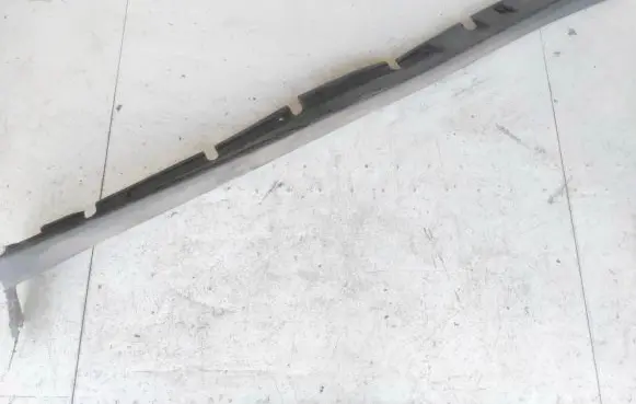 Mitsubishi Carisma Sill mb944768