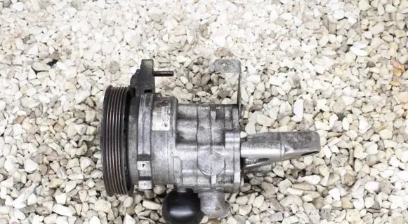 BMW 7 E65 E66 Power steering pump 6760074 6781644 lh2110852