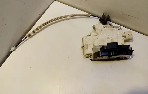 Audi A6 S6 C6 4F Front door lock 4F1837016