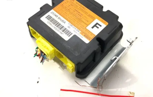 Infiniti Q50 Airbag deployment crash/impact sensor 253486HJ0A