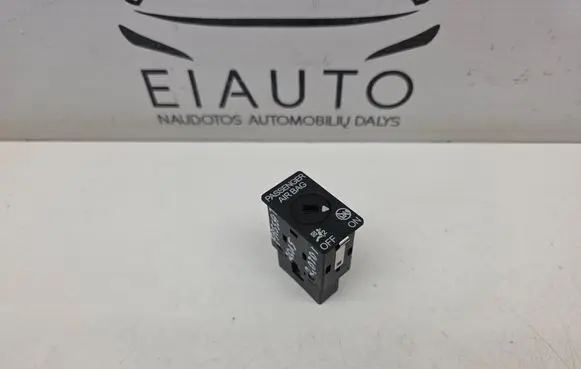 Volkswagen PASSAT B8 Passenger airbag on/off switch 5Q0919237