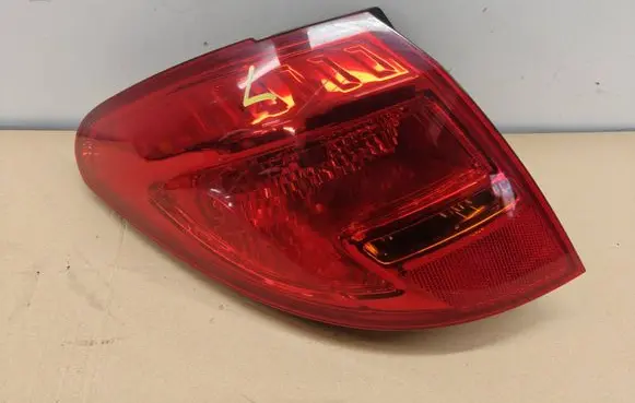 Opel Meriva B Rear/tail lights 0284400165
