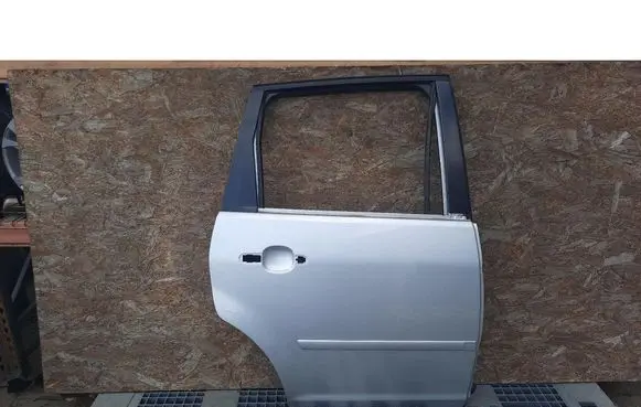 Ford Focus C-MAX Rear door