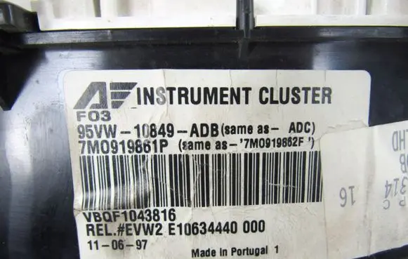 Speedometer (instrument cluster)