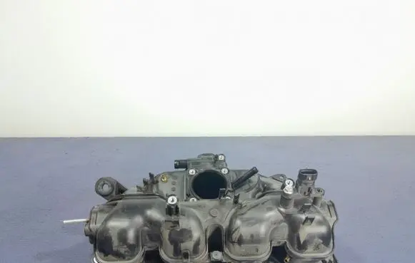 Toyota Corolla E10 Intake manifold 17120-0T180
