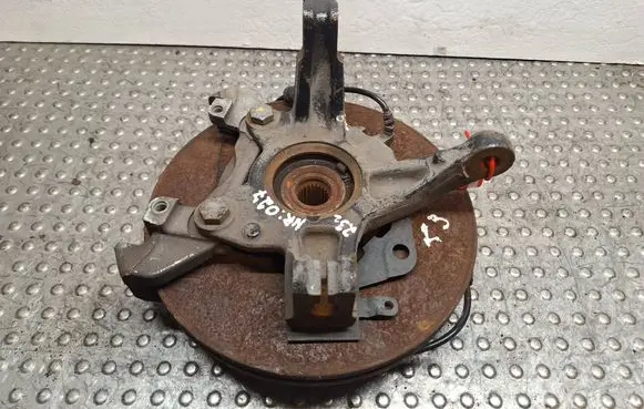 Renault Clio IV Front wheel hub spindle knuckle S25056027 400145894R