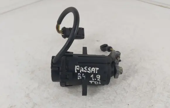 Volkswagen PASSAT B4 Accelerator pedal position sensor 0205001012