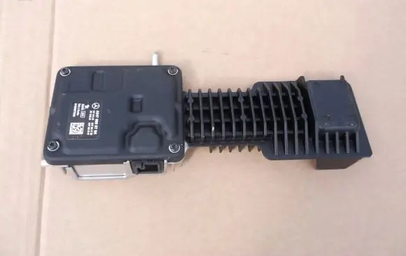 Mercedes-Benz CLS W257 Light module LCM A2479000704 2479000704