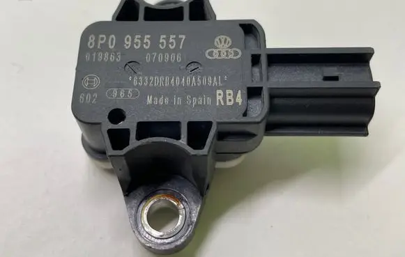 Audi A4 S4 B7 8E 8H Airbag deployment crash/impact sensor 8P0955557 019863 070906