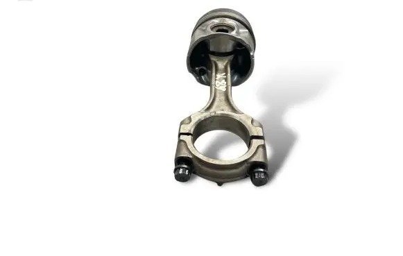 Toyota Avensis T250 Piston with connecting rod 1ADFTV K84