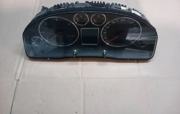Audi A6 S6 C5 4B Speedometer (instrument cluster) 4B0920932Q 110008948049