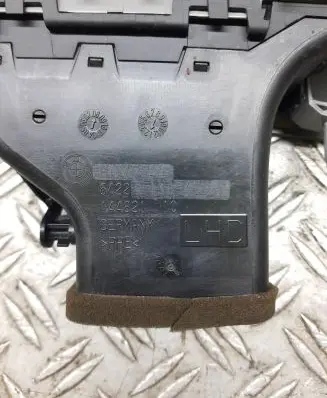 BMW 3 E90 E91 Dash center air vent grill