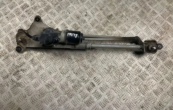 Subaru Forester SG Front wiper linkage and motor