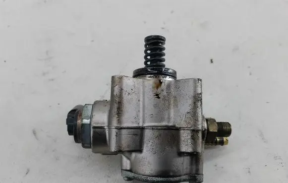 Fuel injection high pressure pump