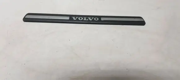 Volvo XC90 Front sill trim cover 8659960