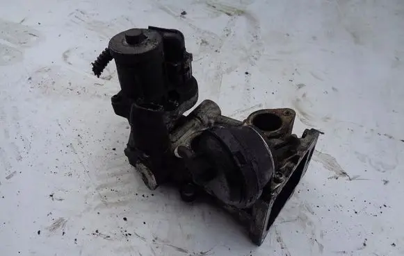 Skoda Superb B6 (3T) EGR valve
