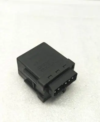 BMW 5 E39 Glow plug pre-heat relay 2246919 S1D4GK 72RB510