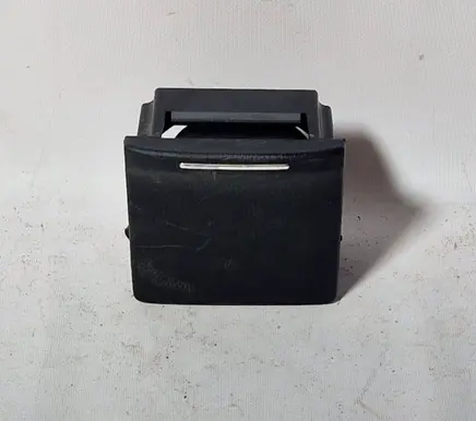 Subaru Legacy Cup holder 0Y2Y-0